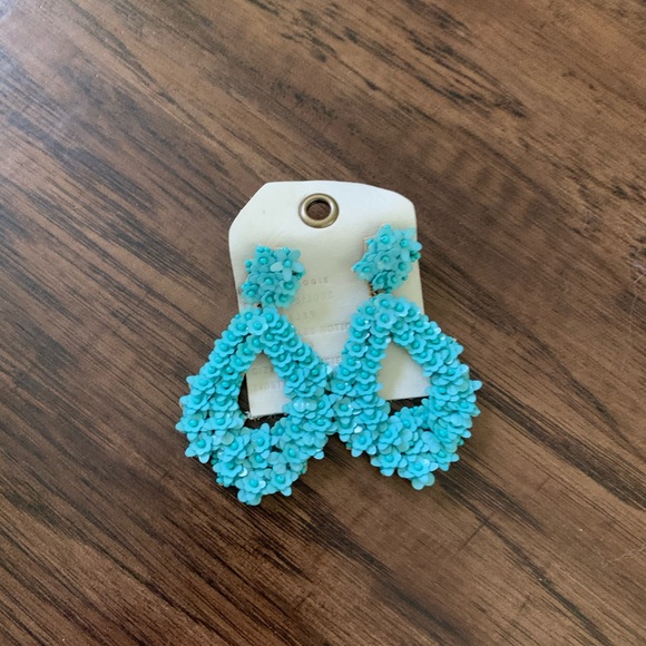 Anthropologi Florette teardrop earring - Picture 4 of 6